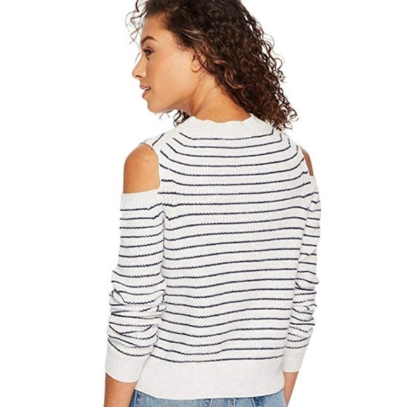 Lucky Brand Cold Shoulder Sweater Size M - Picture 6 of 6